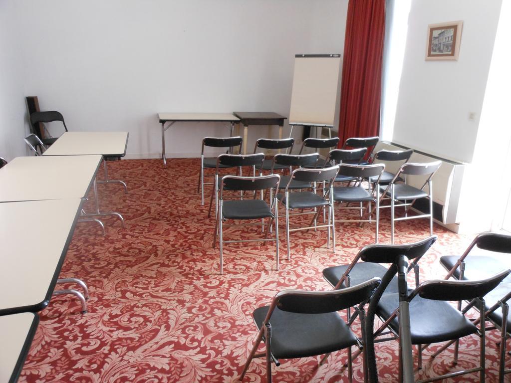 Le Central Peyrehorade Kültér fotó